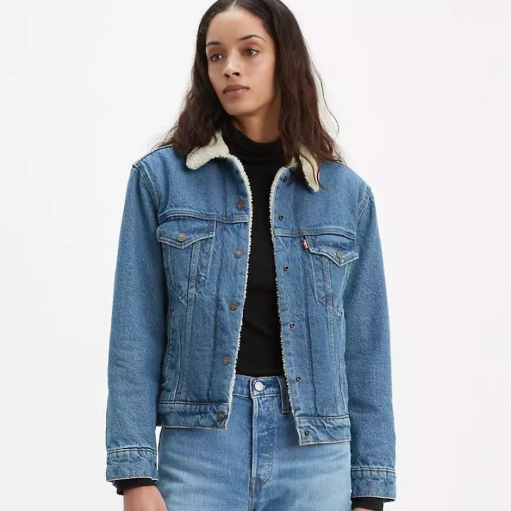 Levi's Ex-Boyfriend Sherpa Trucker Jacket (NWOT)
